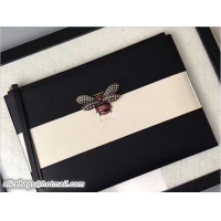 Luxury Gucci Queen Margarent Leather Metal Bee Detail Pouch 82201 Black/White