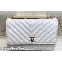 Sophisticated Chanel...