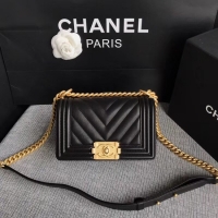 Market Sells Chanel Le Boy Flap Shoulder Bag Original Calf leather A67085 Black Gold Buckle