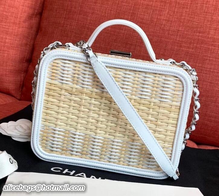 Popular Style Chanel Rattan/Patent Calfskin CC Filigree Vanity Case Medium Bag A93343 White 2019