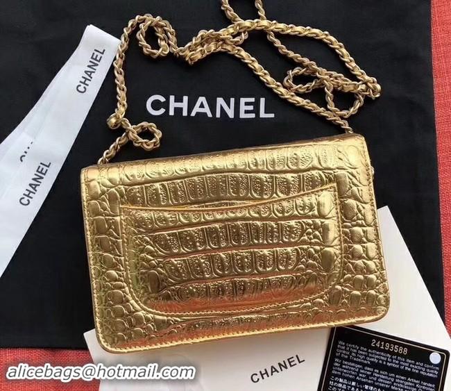 Luxury Chanel Calfskin & Gold-Tone Metal A33814 Gold
