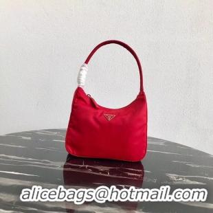 Buy Fashionable Prada Re-Edition nylon Tote bag MV519 red