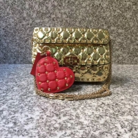 Trendy Design VALENTINO Rockstud small quilted leather shoulder bag 77562 Gold