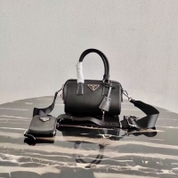 Discount Prada Re-Edition 2005 top-handle bag 1BB846 black