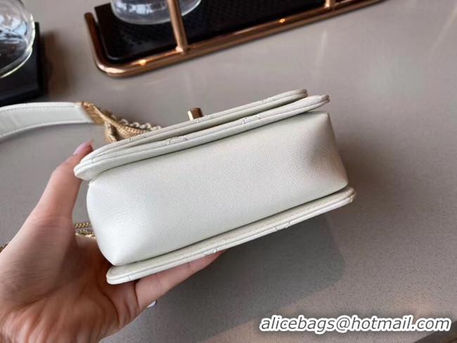 Chic Reproduction Chanel small flap bag Lambskin & Gold-Tone Metal AS2051 white