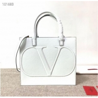 Popular Style VALENTINO Origianl leather tote V2021 white