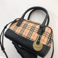 Charming BurBerry Le...