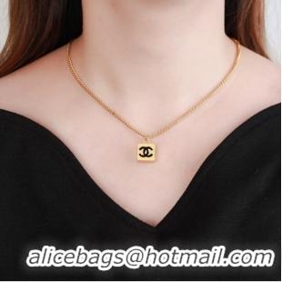 Top Grade Promotional Chanel Necklace CE7430