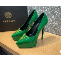 Luxurious Versace La...