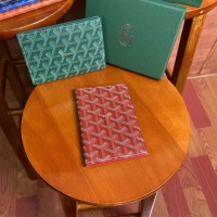 Famous Brand Goyard Original Passport Holder 020109 Red