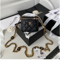 Pretty Style CHANEL SMALL VANITY WITH CHAIN Lambskin & Gold-Tone Metal AP2931 black