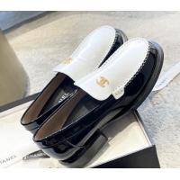 Feminine Chanel Patent Leather Loafers with Pearl CC White/Black 122819