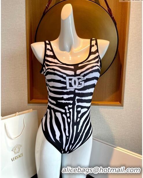 ​Inexpensive Dolce & Gabbana DG Swimwear 030774 Black/White 2023