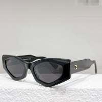 Market Sells Valentino One Stud Sunglasses VLS-101A 2023