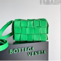 Famous Brand Bottega Veneta Cassette Fringed Intreccio Lambskin Crossbody Bag 680698 Green 2023