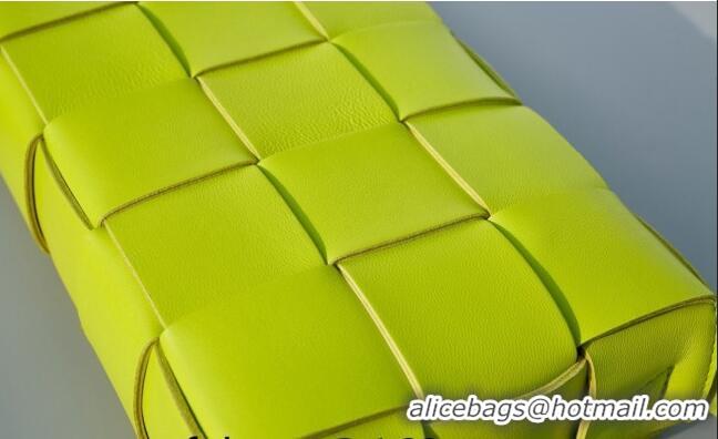 Buy Grade Bottega Veneta Cassette Crossbody Bag in Intrecciato Leather 578004 Kiwi Yellow 2023