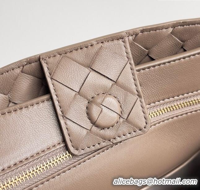 Super Quality Bottega Veneta Medium Andiamo Top Handle Bag in Intrecciato Leather 743572 Grey 2024