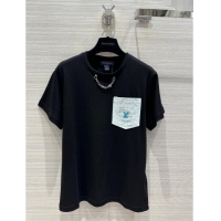Good Product Louis Vuitton Cotton T-shirt LV043022 Black 2024