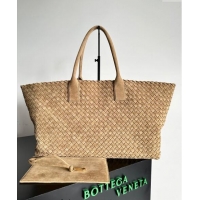 Famous Brand Bottega Veneta Large Cabat Tote Bag in Intreccio Suede 608811 Light Brown 2024